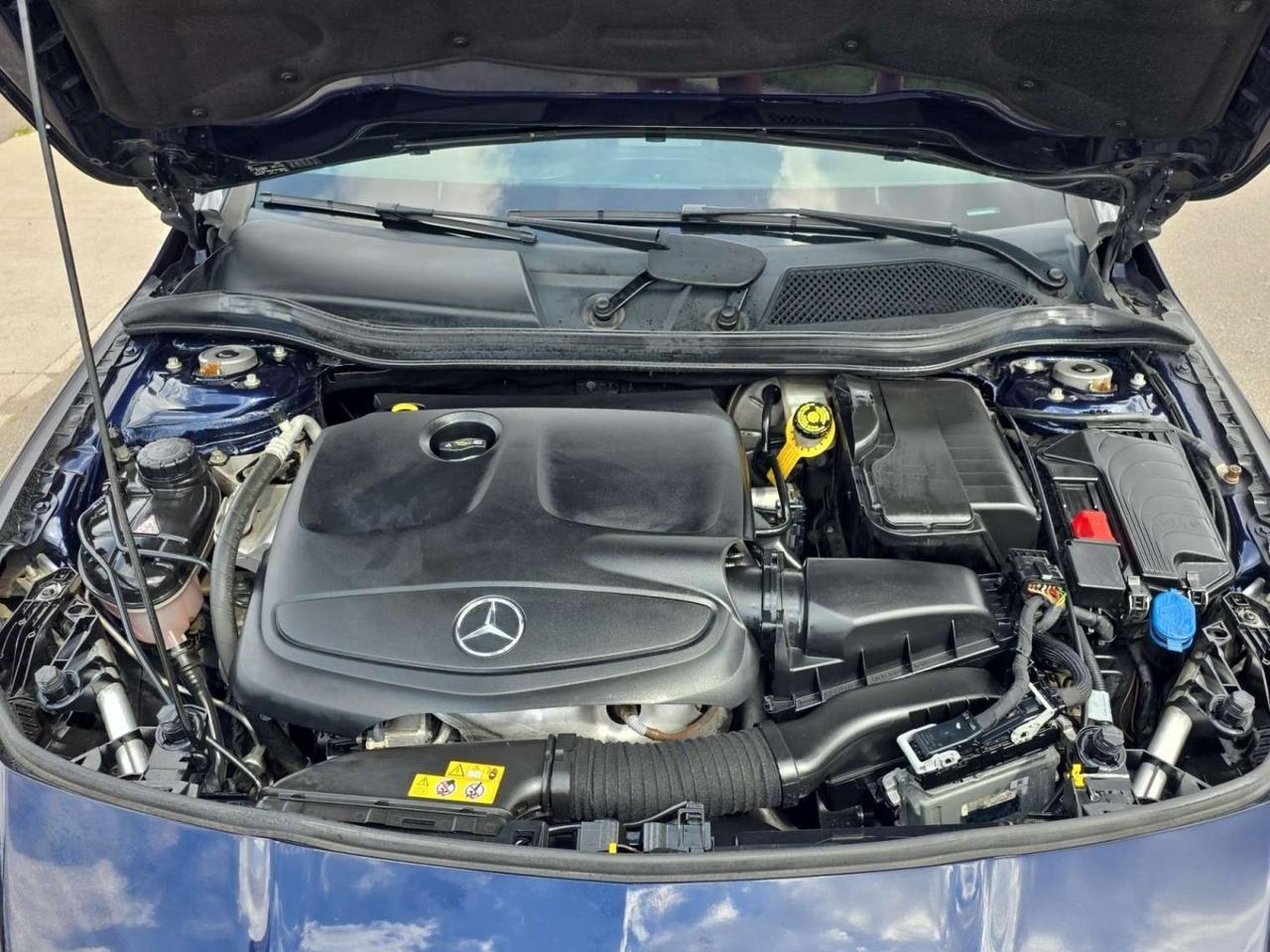 2018 Mercedes-Benz CLA CLA 250 4MATIC Coupe * NO ACCIDENTS / ROOF / LED LIGHTS / NAVI / Photo