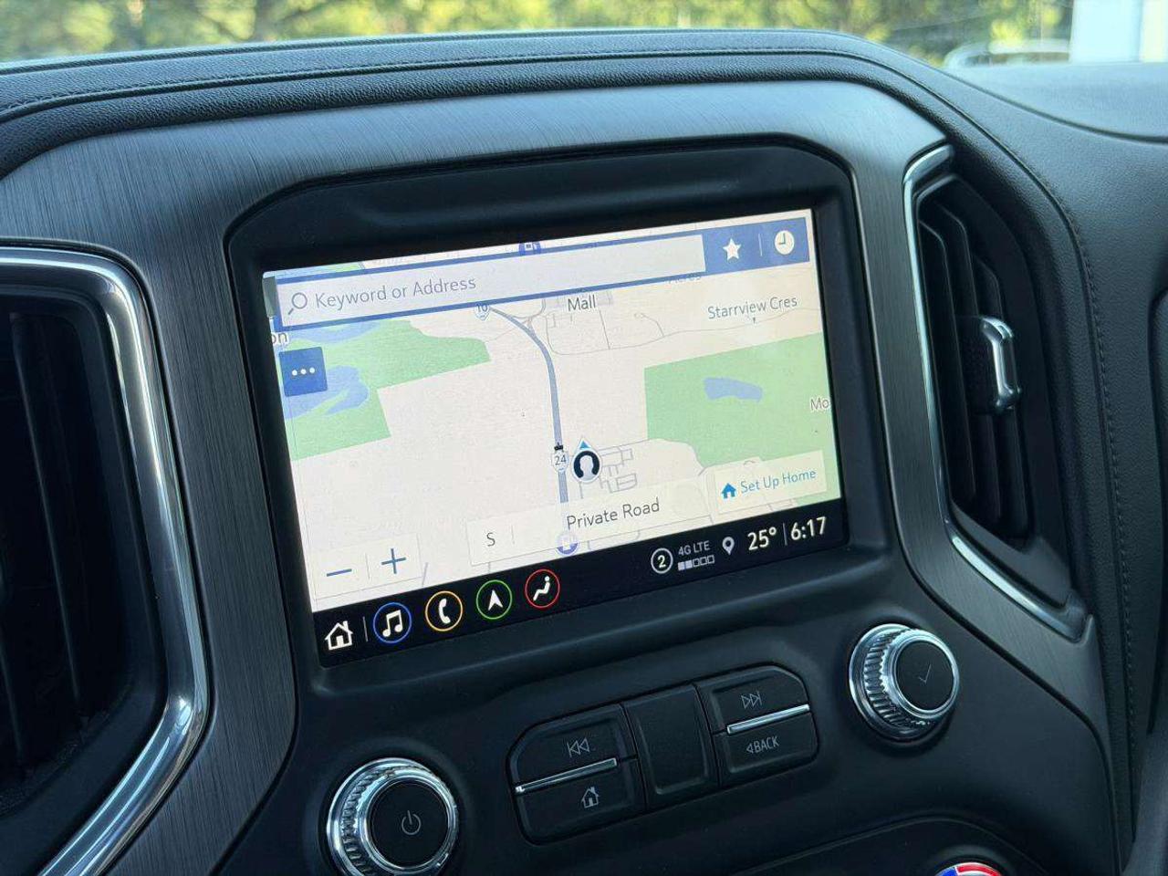 2022 GMC Sierra 1500 4WD Crew Cab 147  Denali Photo