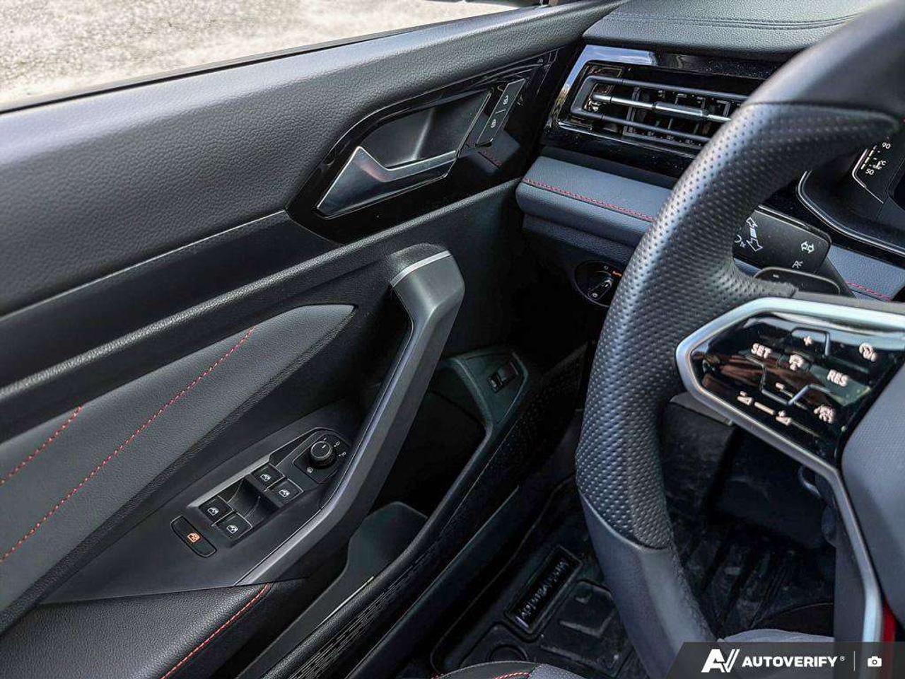 2025 Volkswagen Jetta Autobahn Auto Photo