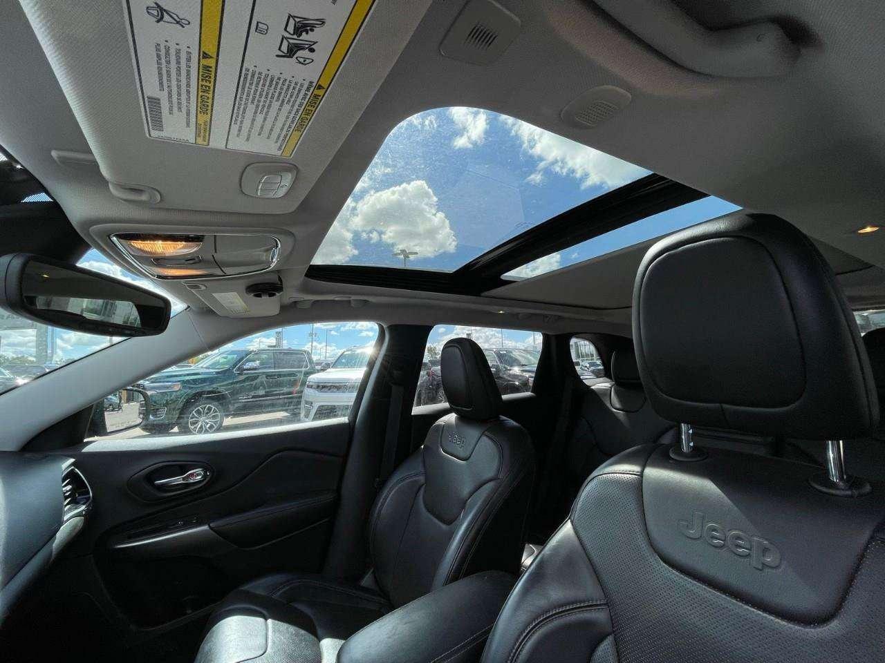2019 Jeep Cherokee SUNROOF   LEATHER   ALPINE AUDIO Photo