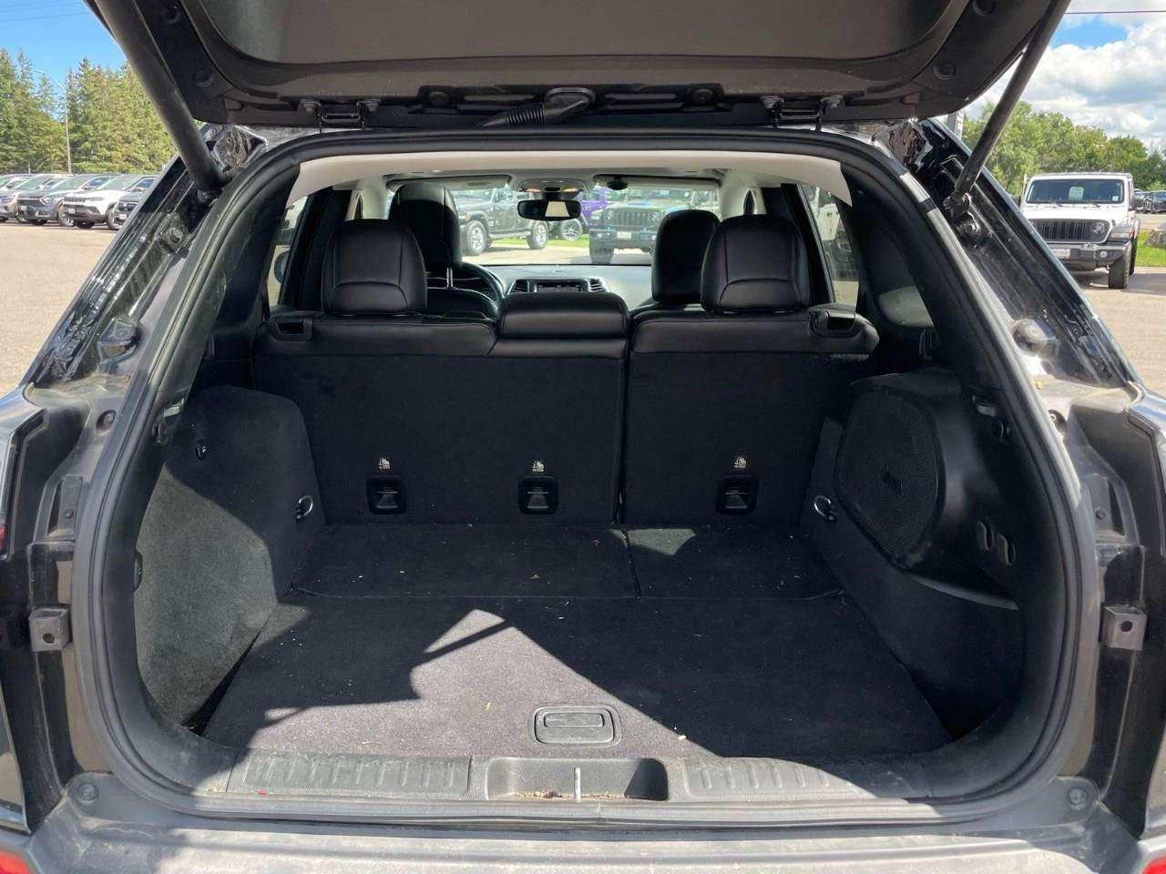 2019 Jeep Cherokee SUNROOF   LEATHER   ALPINE AUDIO Photo