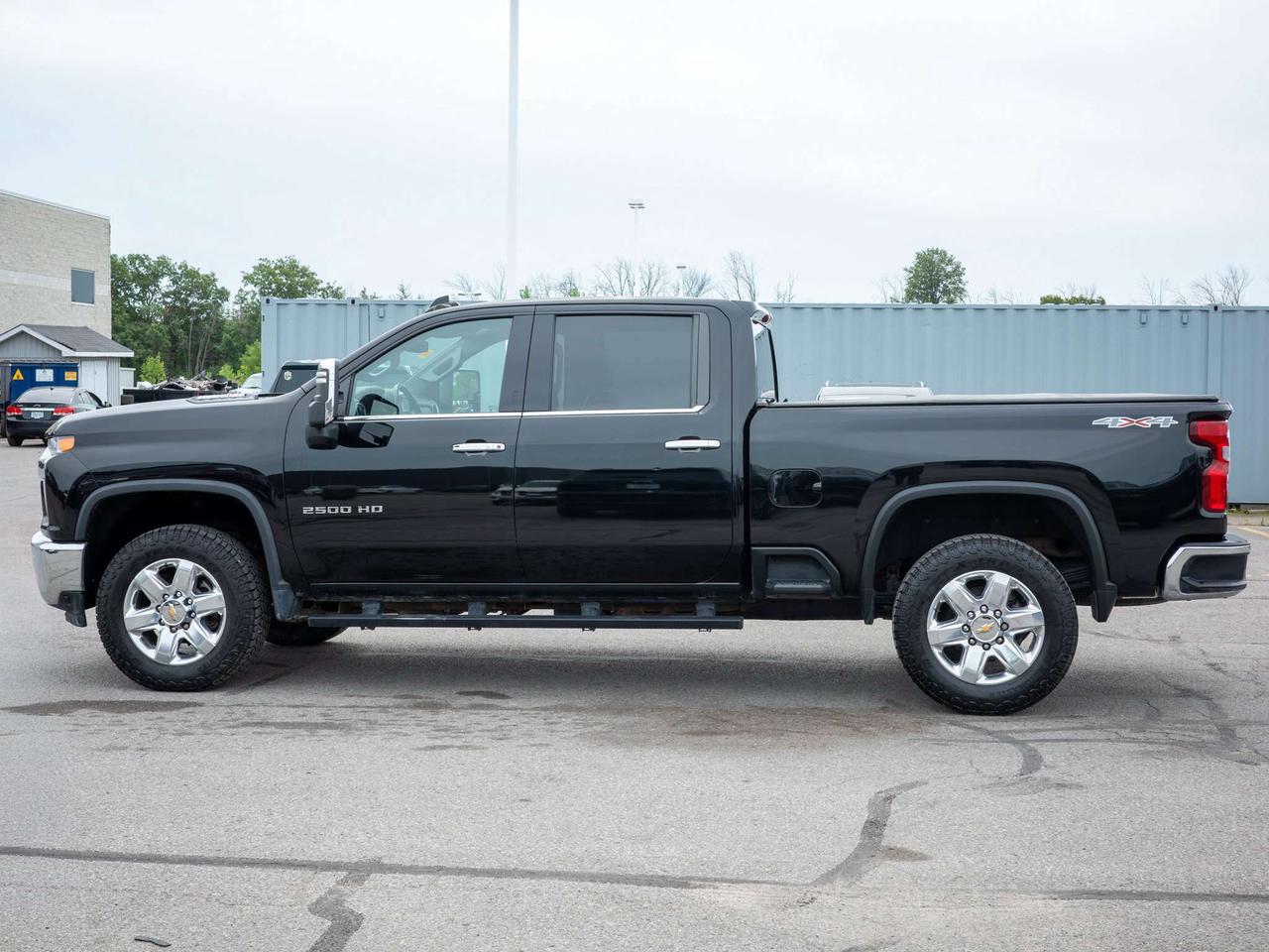 2022 Chevrolet Silverado 2500 LTZ - All-Terrain Tires   Seat Memory Photo4