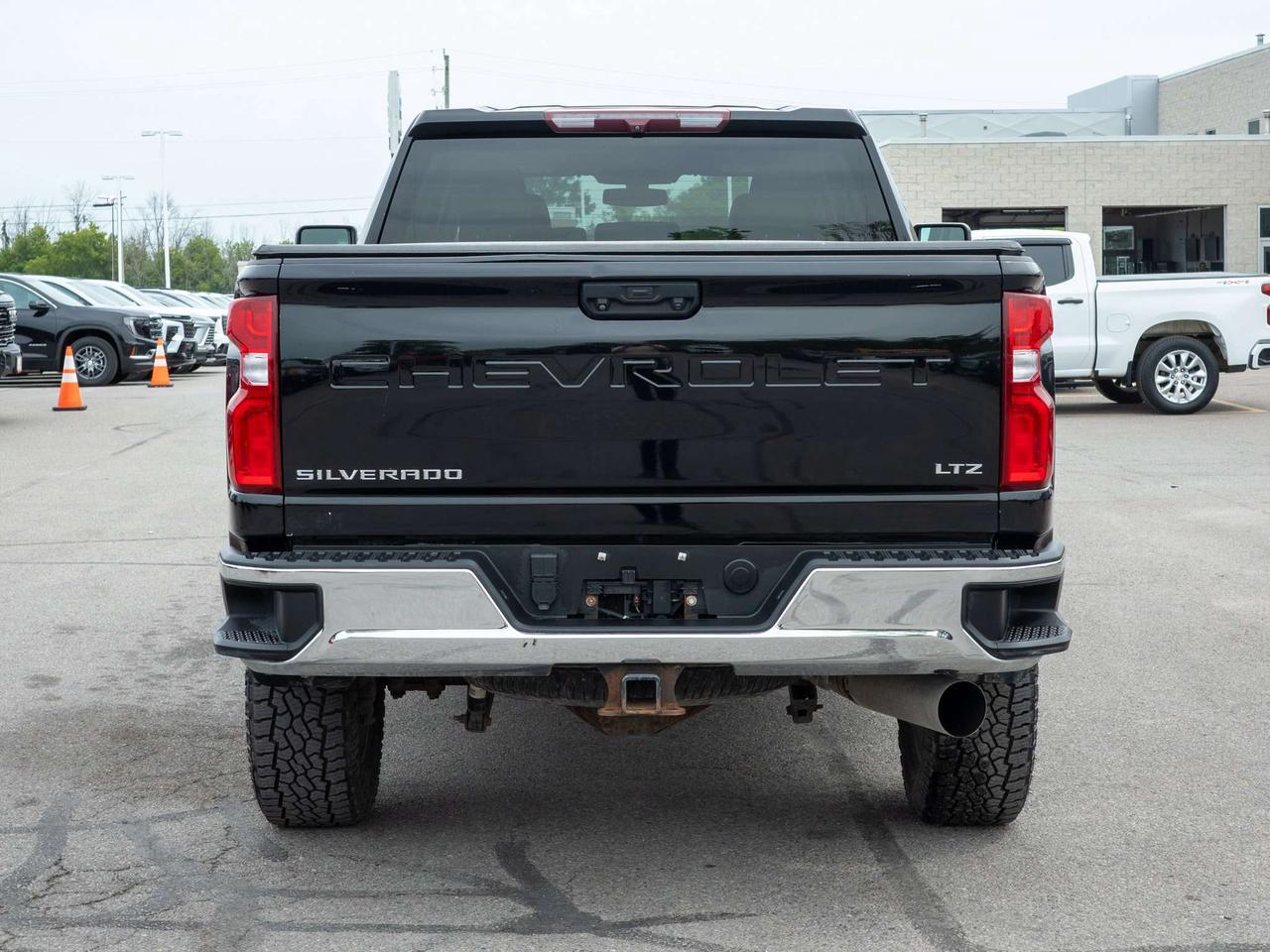2022 Chevrolet Silverado 2500 LTZ - All-Terrain Tires   Seat Memory Photo
