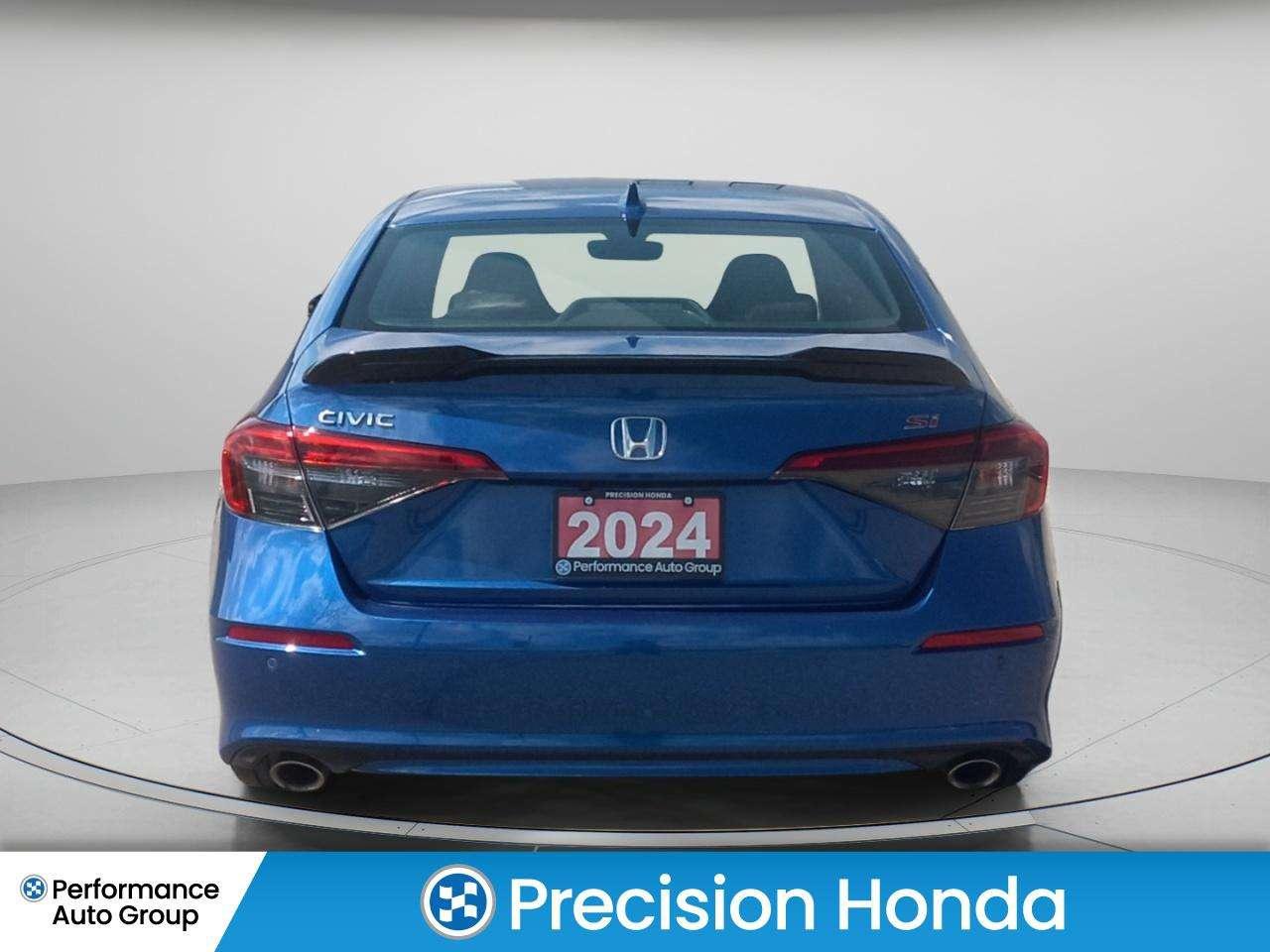 2024 Honda Civic Manaul Navigating CarPlay Sunroof Photo