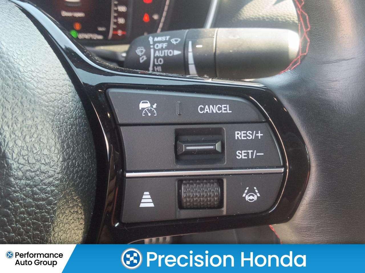 2024 Honda Civic Manaul Navigating CarPlay Sunroof Photo