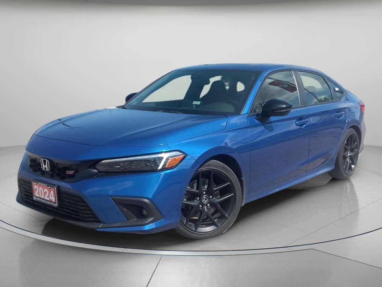 2024 Honda Civic Manaul Navigating CarPlay Sunroof Photo