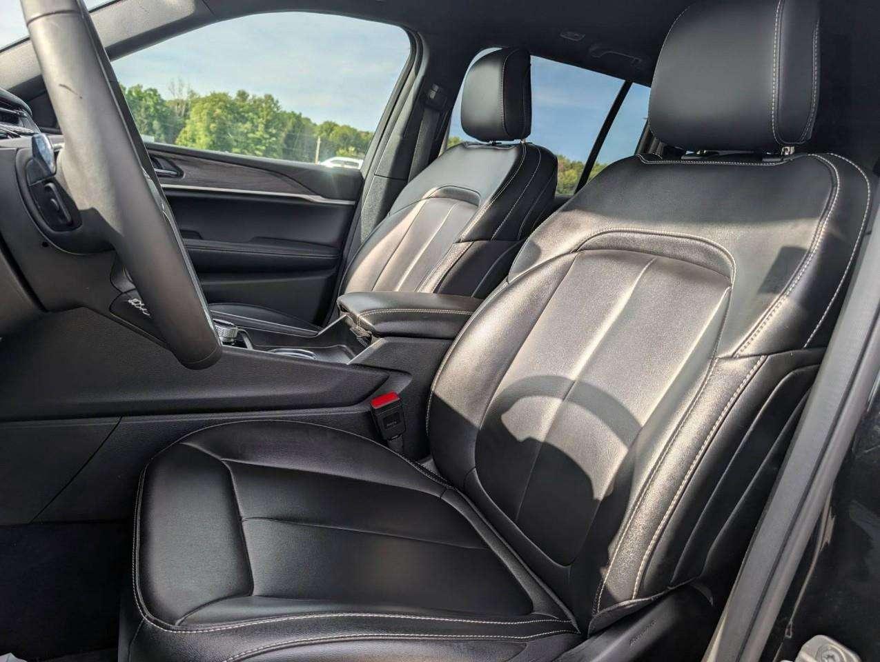 2024 Jeep Grand Cherokee Limited NO ACCIDENTS Photo1