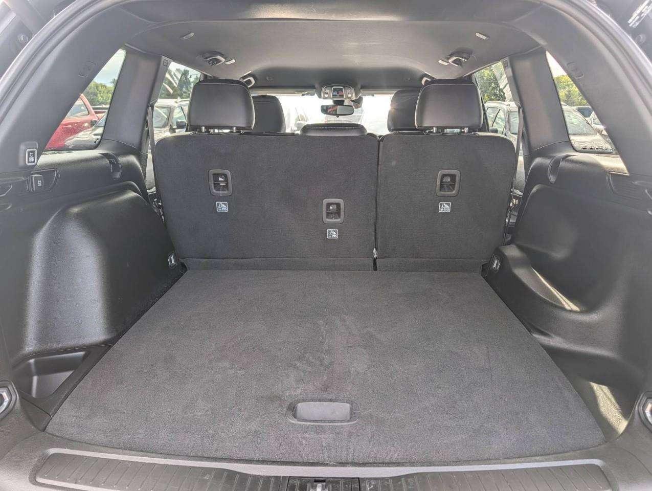 2024 Jeep Grand Cherokee Limited NO ACCIDENTS Photo