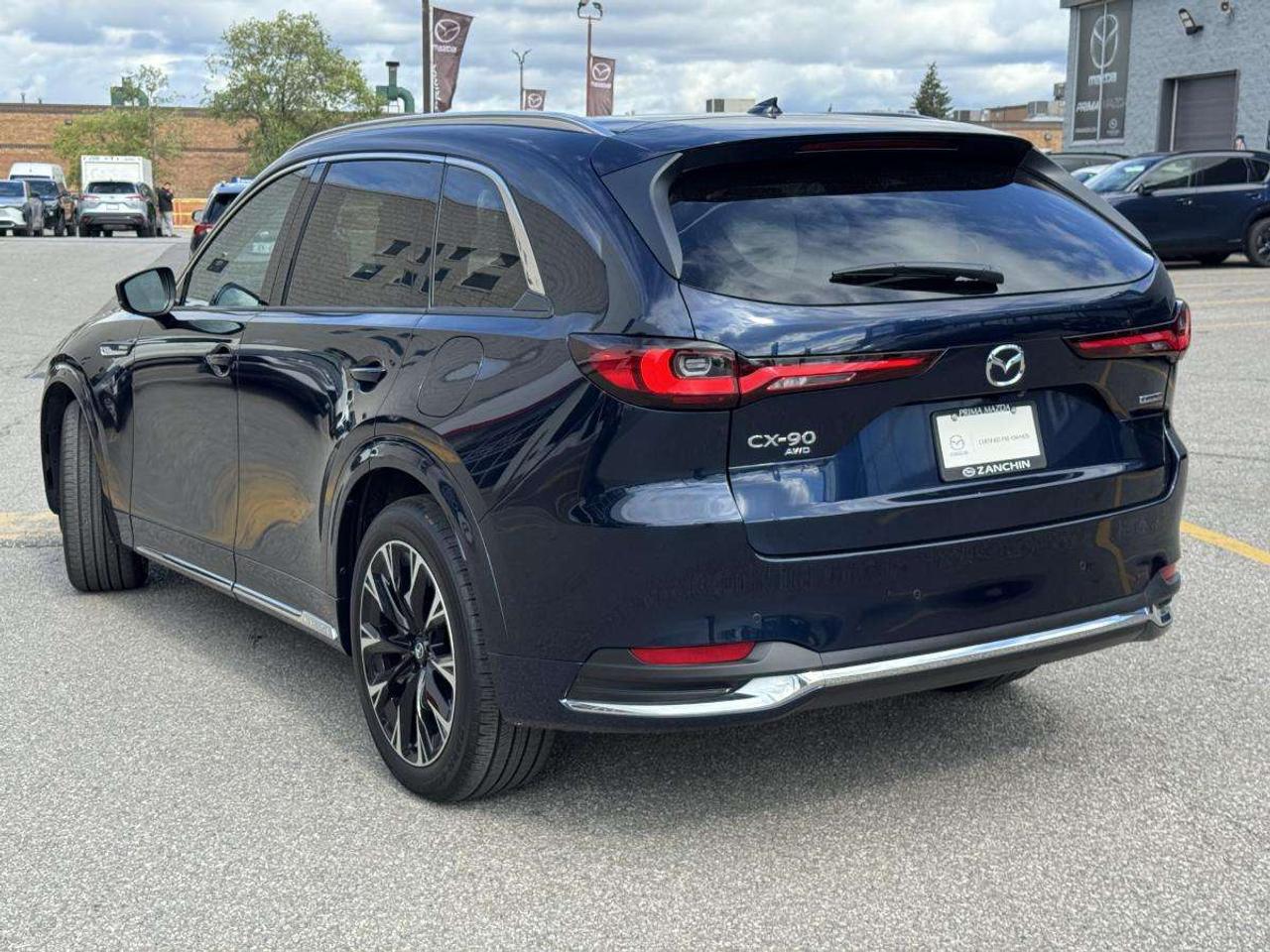 2025 Mazda CX-90 MHEV SIGNATURE/ LIKE NEW/ CARFAX CLEAN/ 2.99% RATE/ CPO Photo