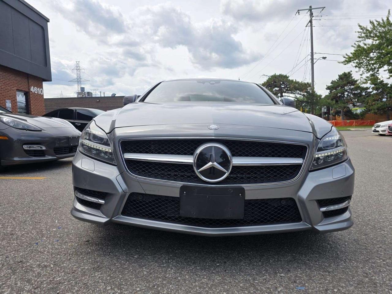 2012 Mercedes-Benz Others 4dr Sdn CLS 550 4MATIC Photo