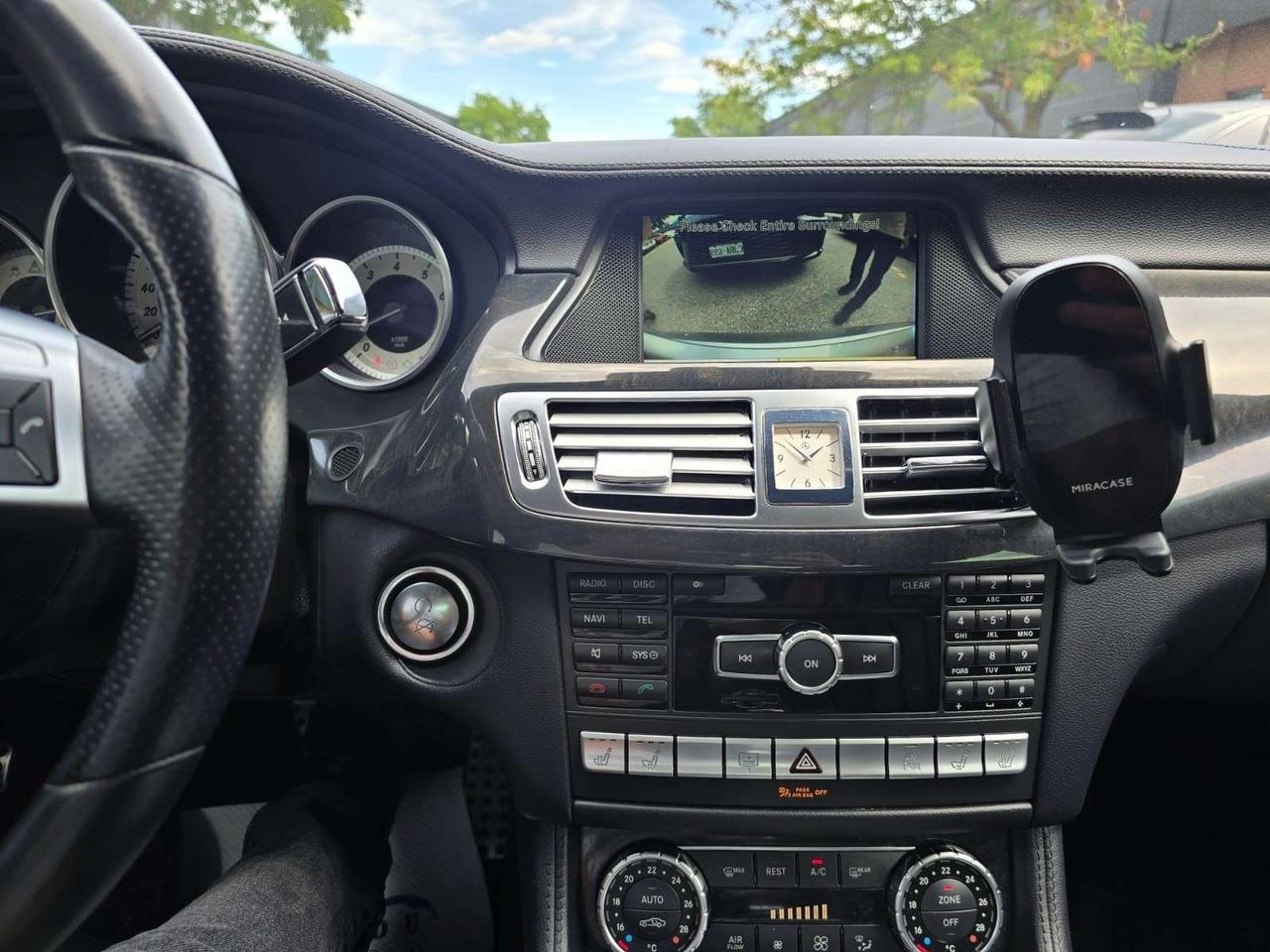 2012 Mercedes-Benz Others 4dr Sdn CLS 550 4MATIC Photo