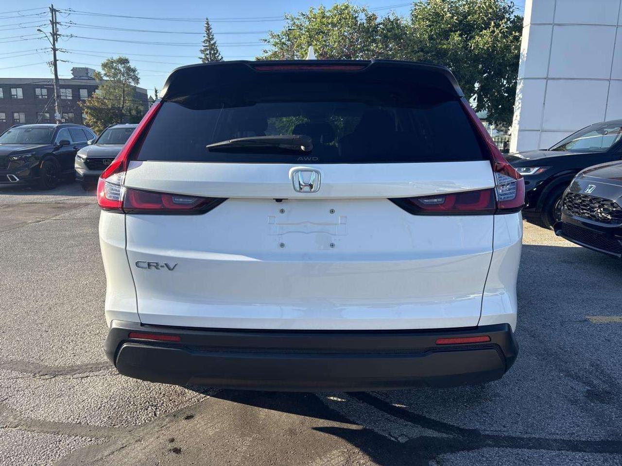 2024 Honda CR-V LX AWD Honda Certified With 7YRS/160K Warranty Photo2