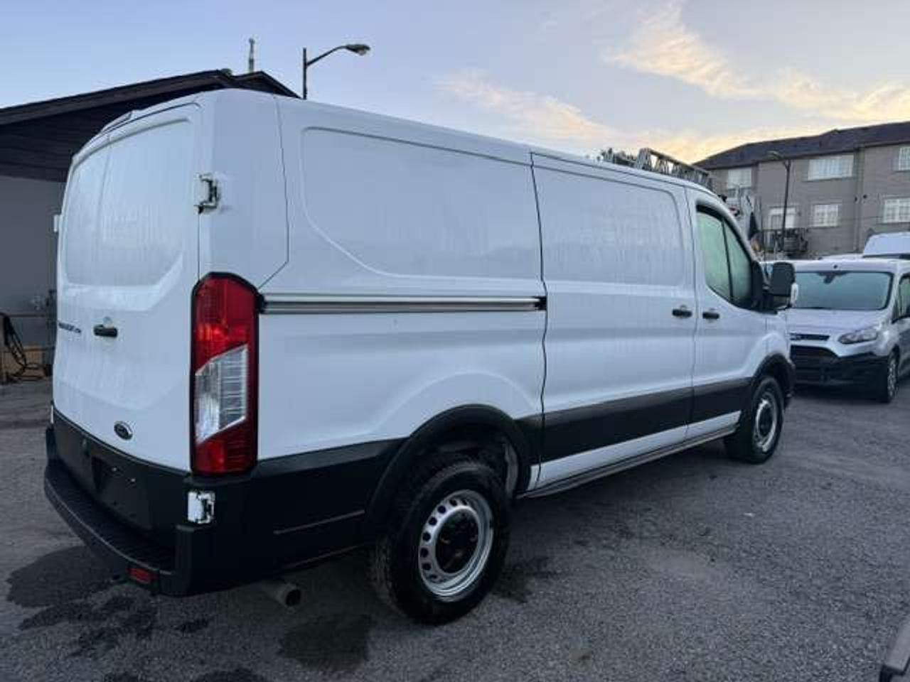 2021 Ford Transit Shelving, Divider, Certified. Photo