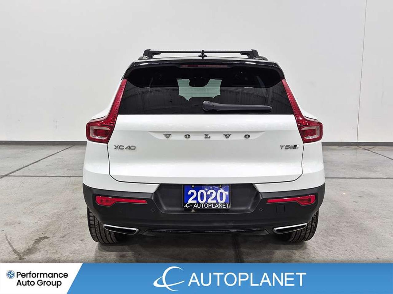 2020 Volvo XC40 R-Design AWD, Pano Roof, Apple CarPlay,Back Up Cam Photo