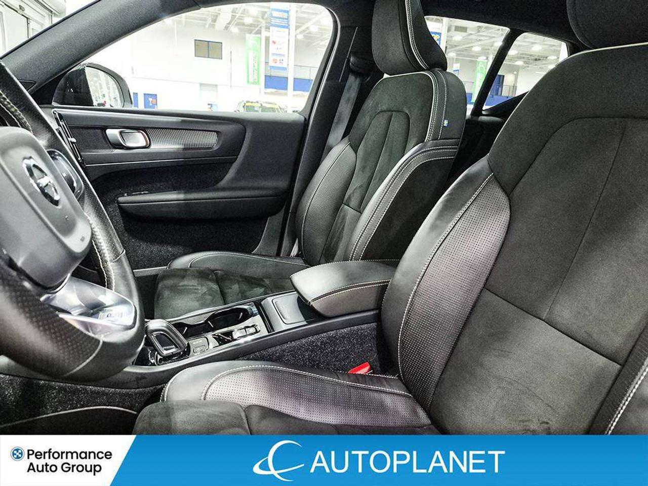 2020 Volvo XC40 R-Design AWD, Pano Roof, Apple CarPlay,Back Up Cam Photo