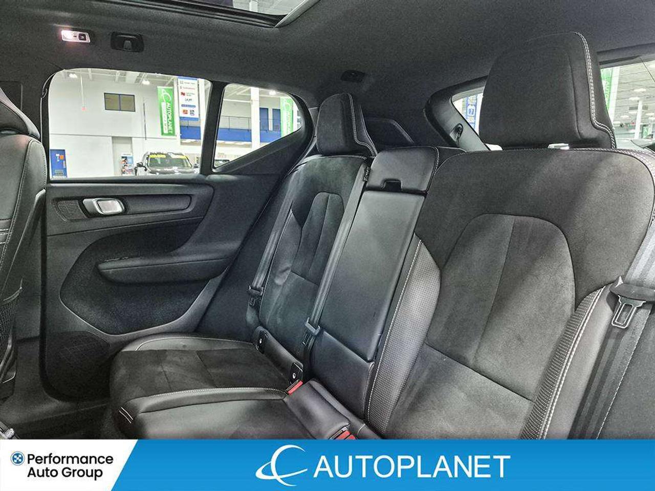 2020 Volvo XC40 R-Design AWD, Pano Roof, Apple CarPlay,Back Up Cam Photo