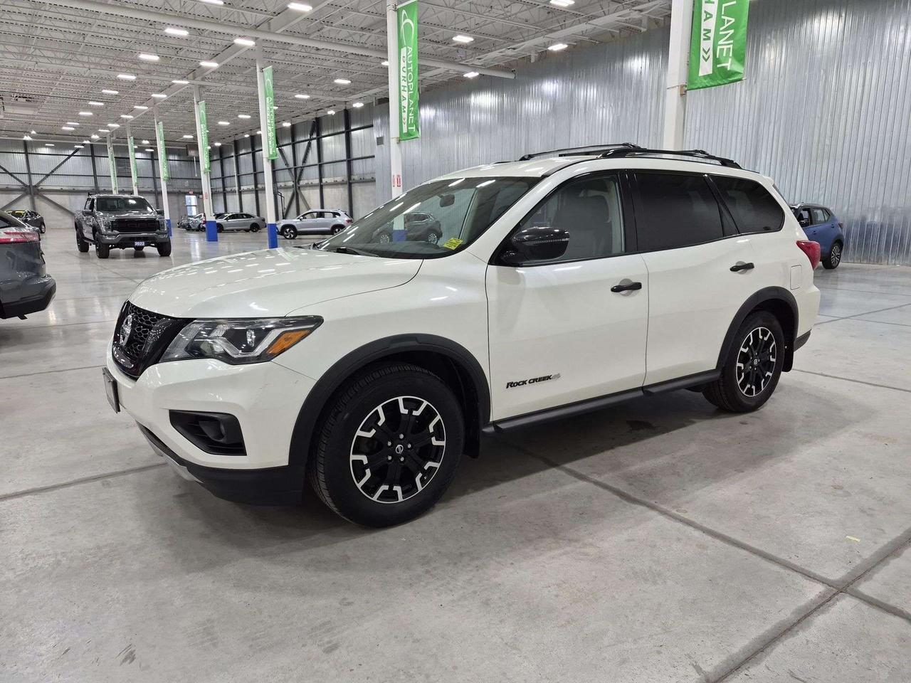 2019 Nissan Pathfinder SV Rockcreek AWD, 7-Seater, Navi, Back Up Cam! Photo