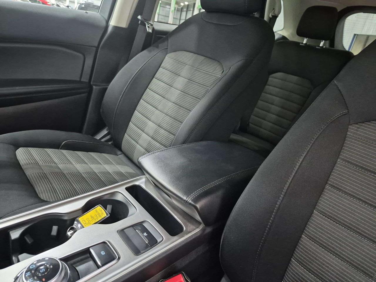 2024 Ford Edge SEL AWD, Back Up Cam, Apple CarPlay! Photo