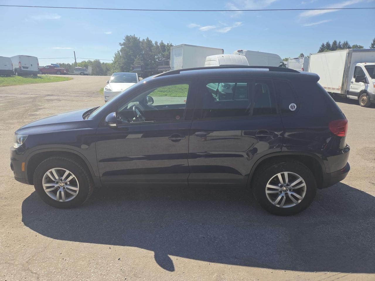 2017 Volkswagen Tiguan Trendline 4D Utility at - P-505672 Photo