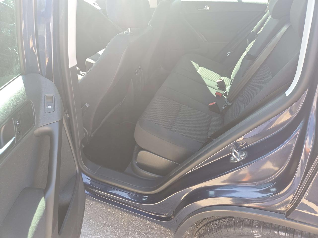 2017 Volkswagen Tiguan Trendline 4D Utility at - P-505672 Photo