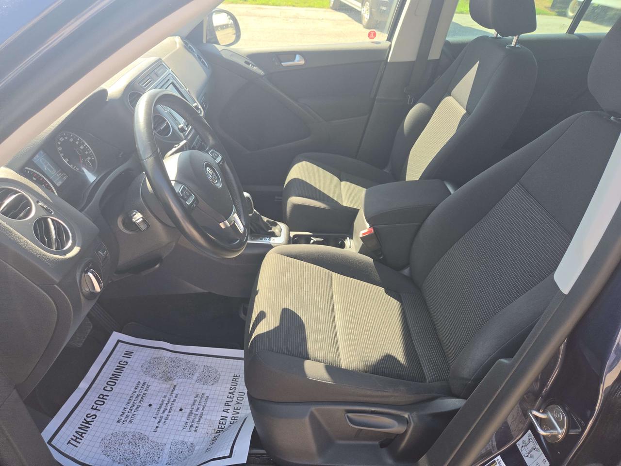 2017 Volkswagen Tiguan Trendline 4D Utility at - P-505672 Photo