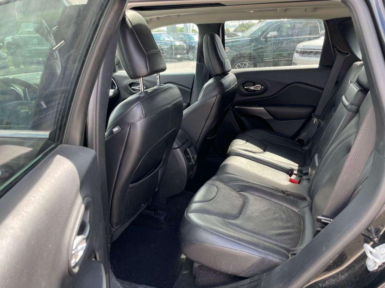 2019 Jeep Cherokee SUNROOF   LEATHER   ALPINE AUDIO Photo