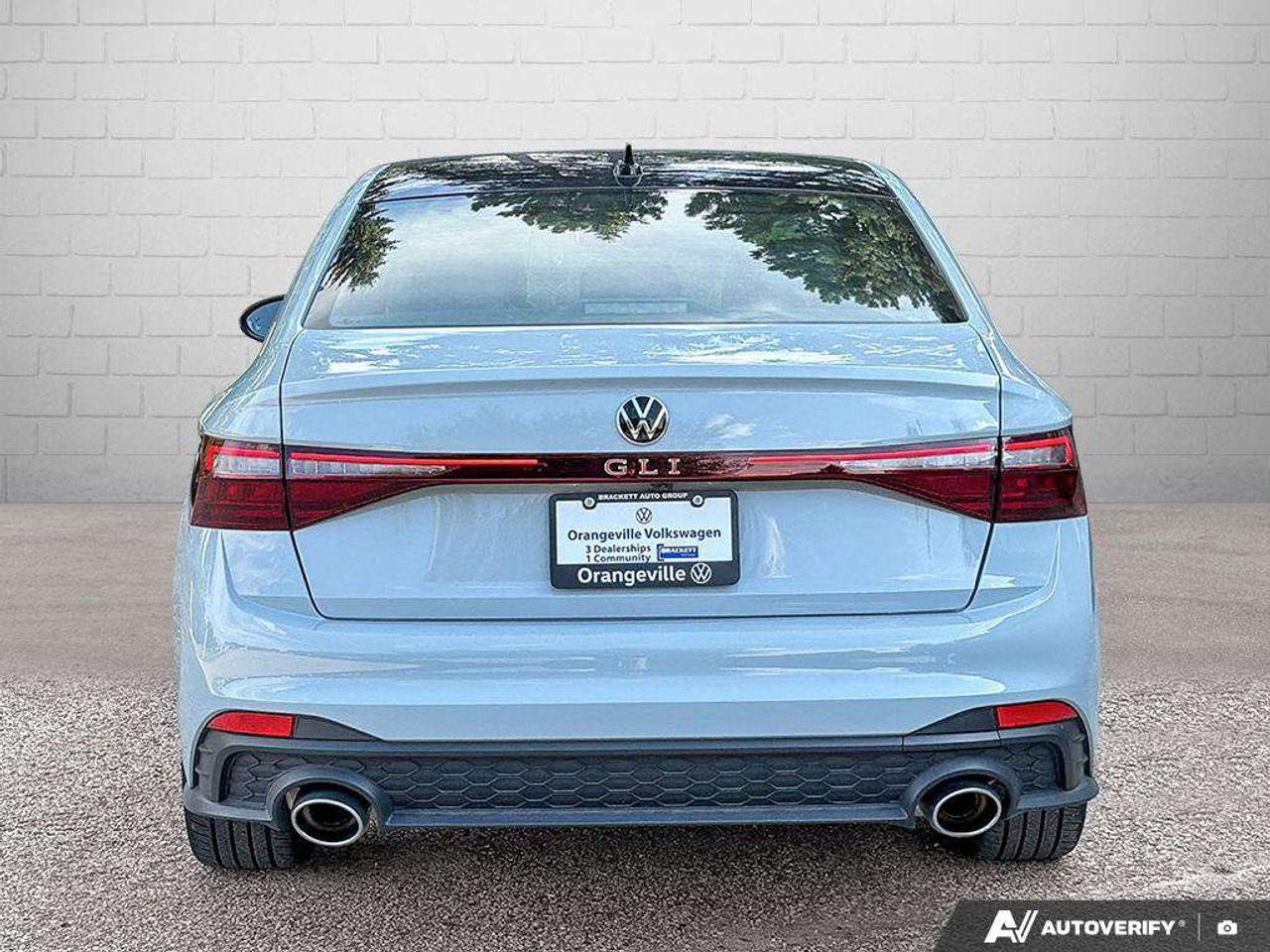 2025 Volkswagen Jetta Autobahn Auto Photo