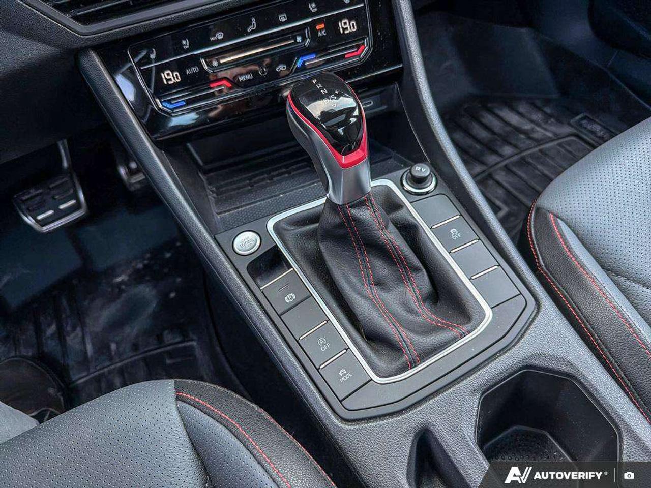 2025 Volkswagen Jetta Autobahn Auto Photo