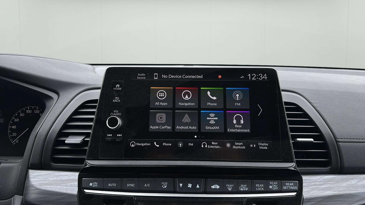 2025 Honda Odyssey Touring Photo