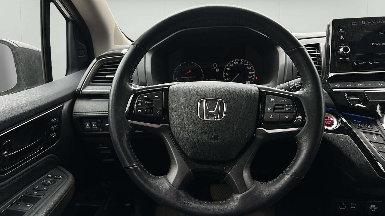 2025 Honda Odyssey Touring Photo