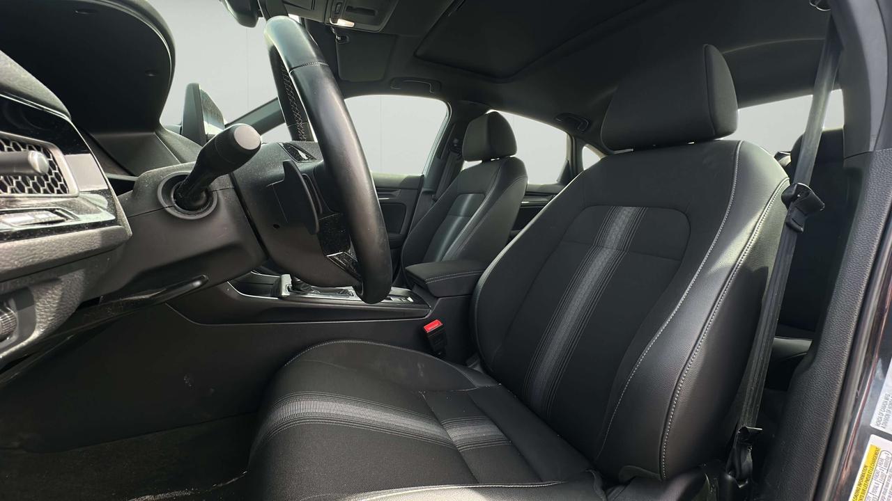 2025 Honda Civic Sport Photo