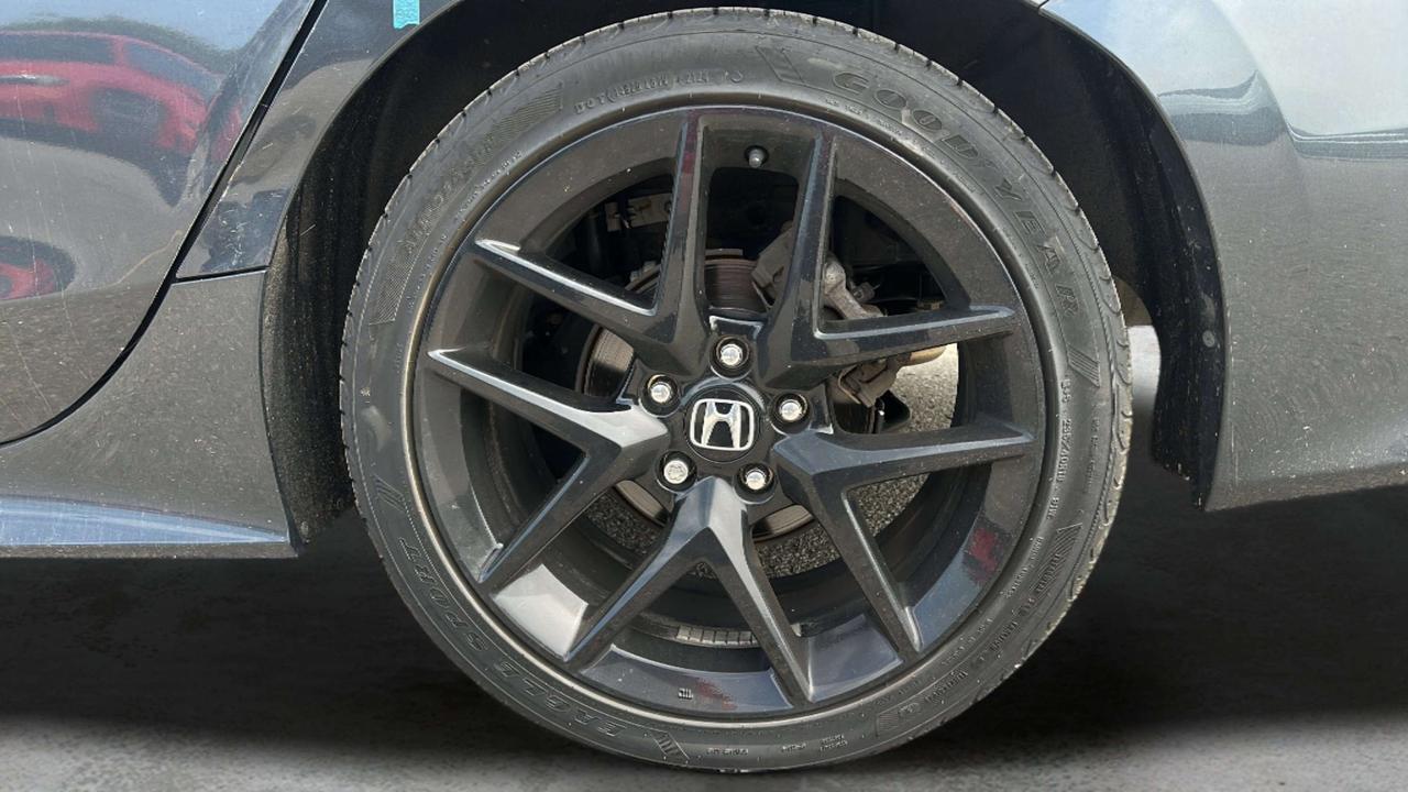 2025 Honda Civic Sport Photo
