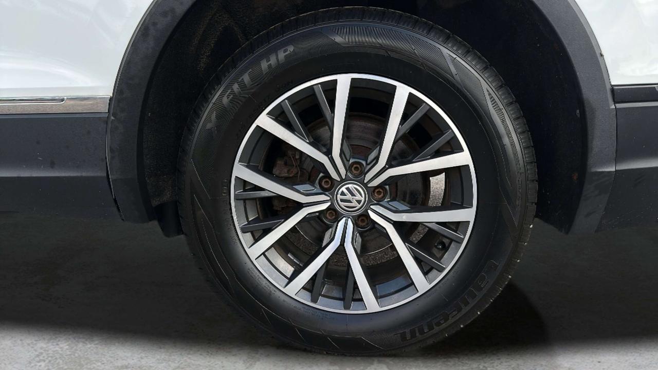 2018 Volkswagen Tiguan COMFORTLINE Photo