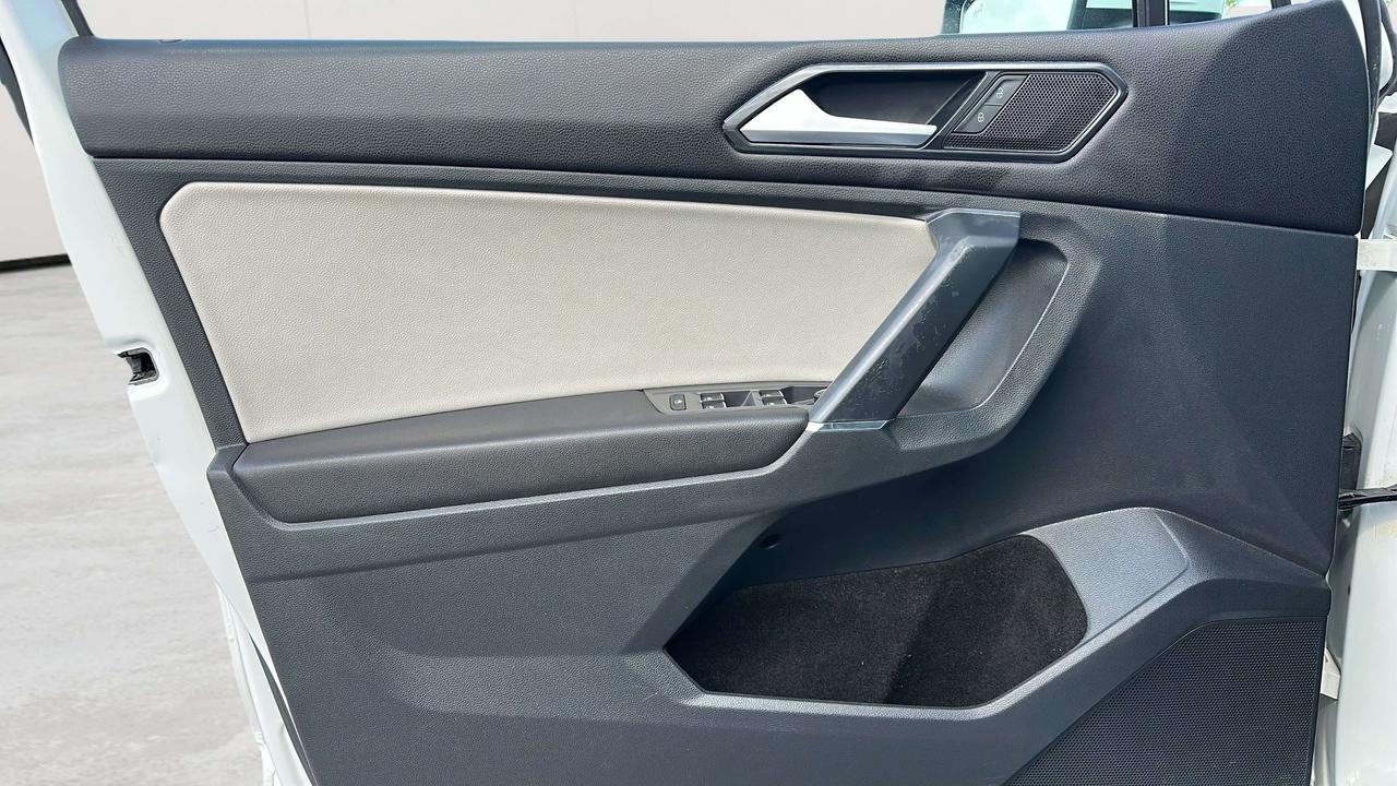 2018 Volkswagen Tiguan COMFORTLINE Photo