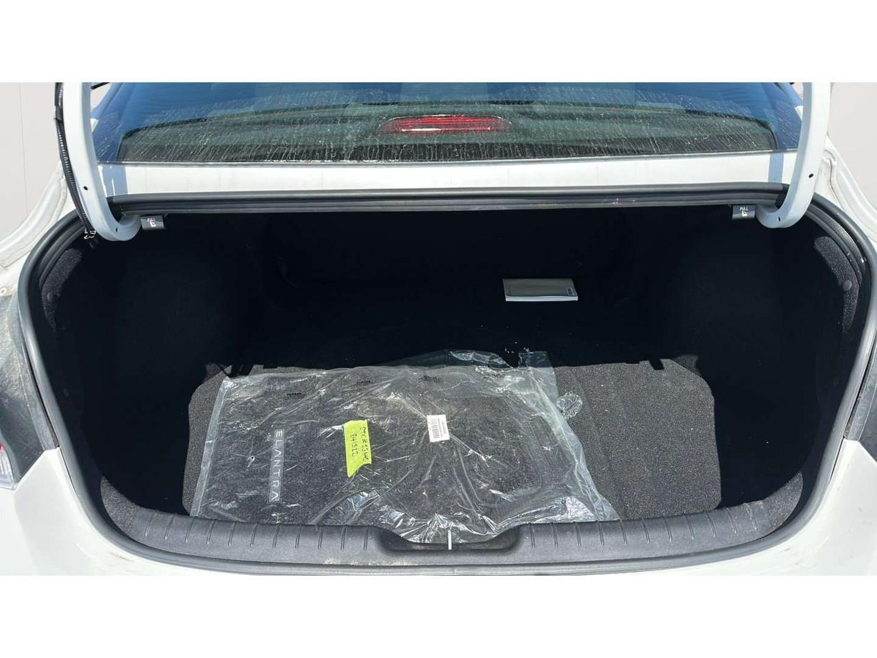 2023 Hyundai Elantra Essential Photo