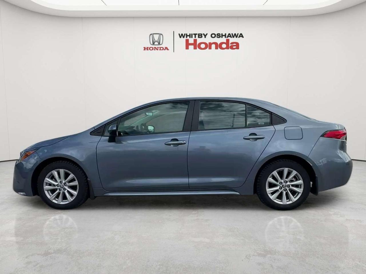 2025 Toyota Corolla LE Photo