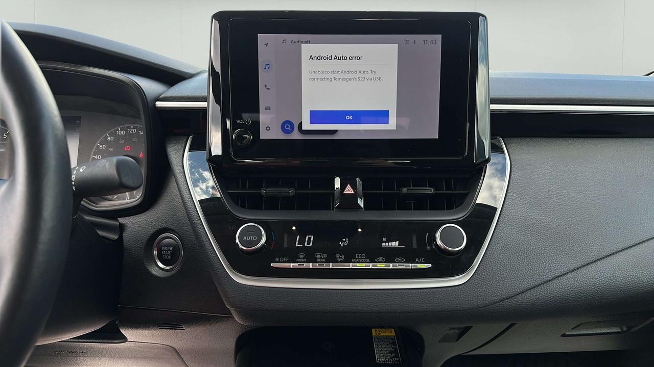 2025 Toyota Corolla LE Photo