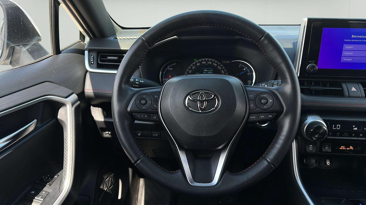 2024 Toyota RAV4 Prime SE Photo