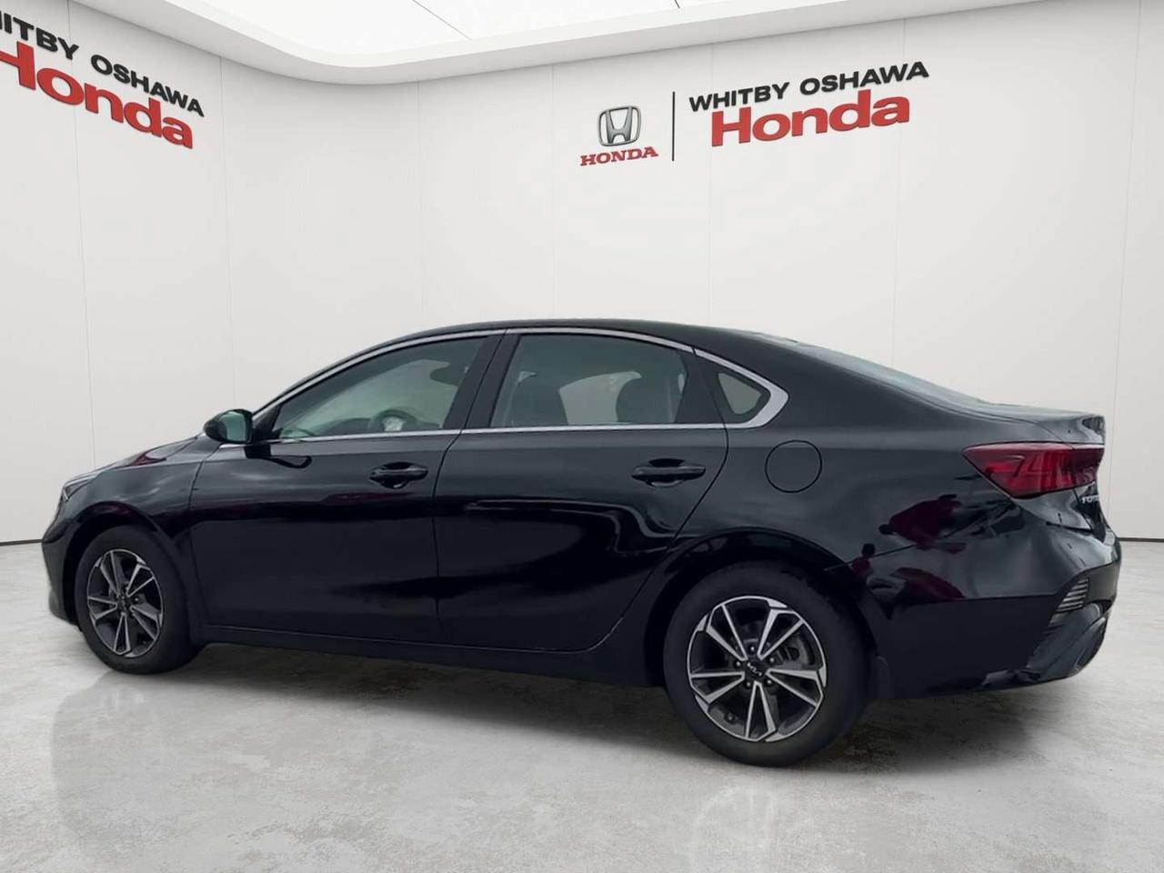 2023 Kia Forte EX Photo