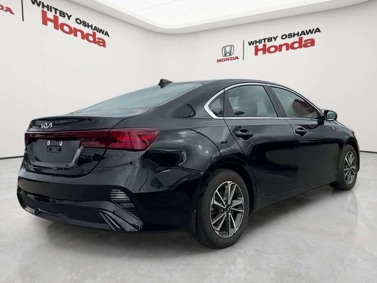 2023 Kia Forte EX Photo