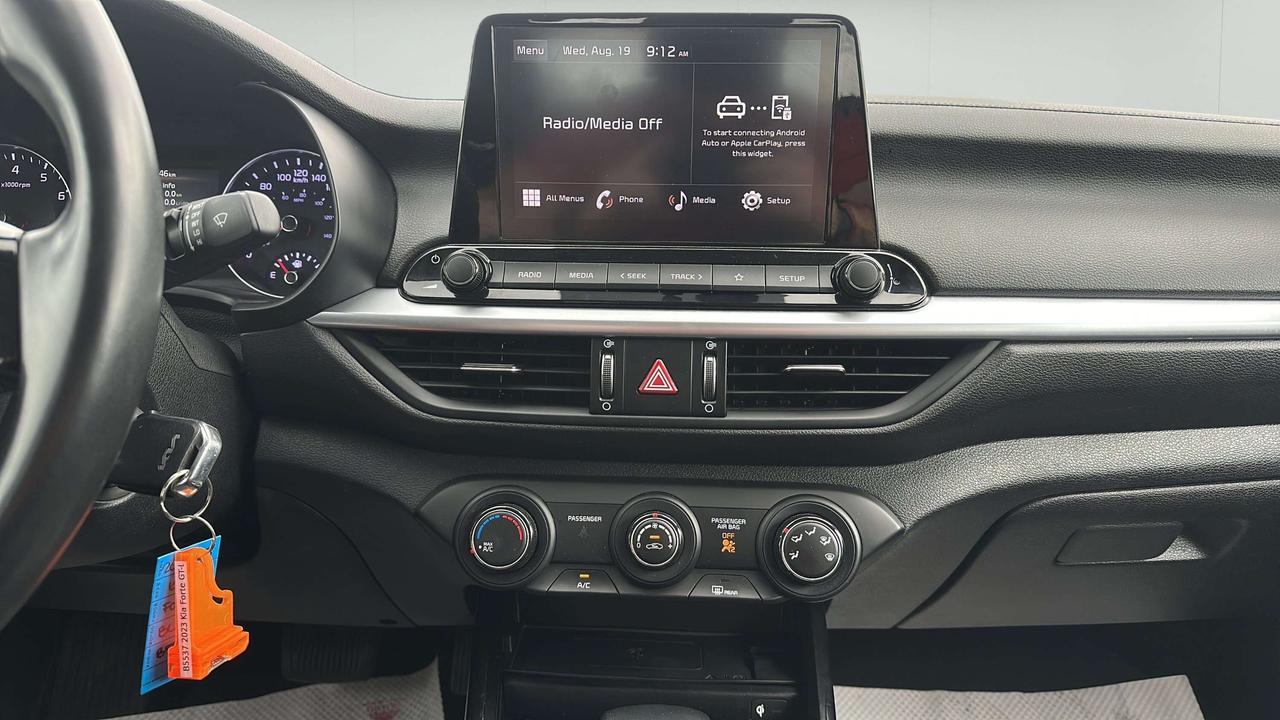 2023 Kia Forte EX Photo
