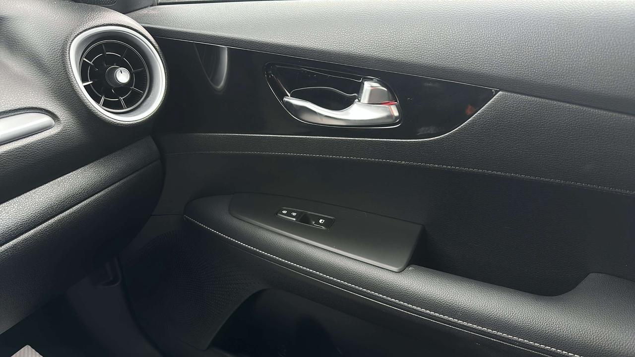 2023 Kia Forte EX Photo