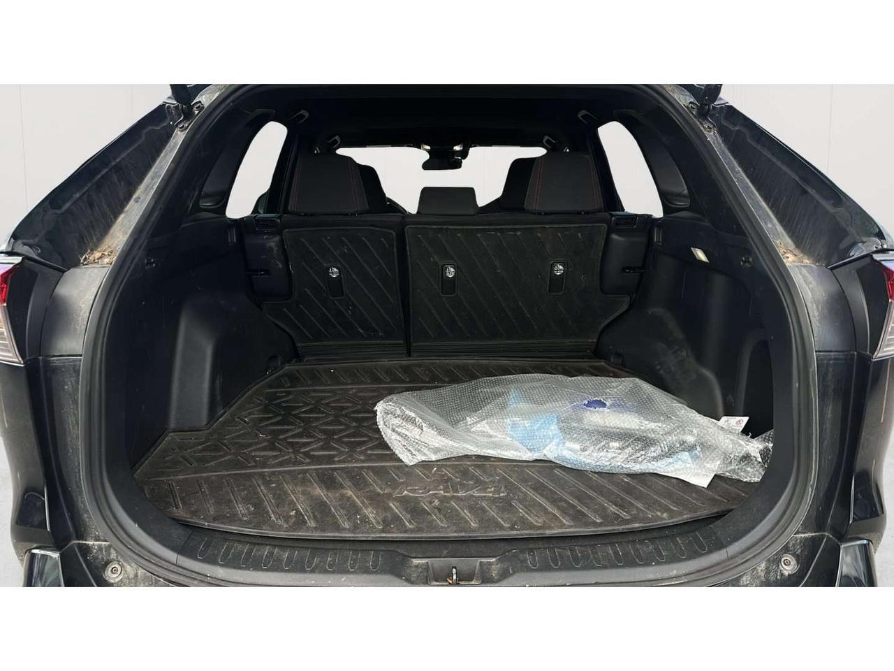 2024 Toyota RAV4 Prime SE Photo