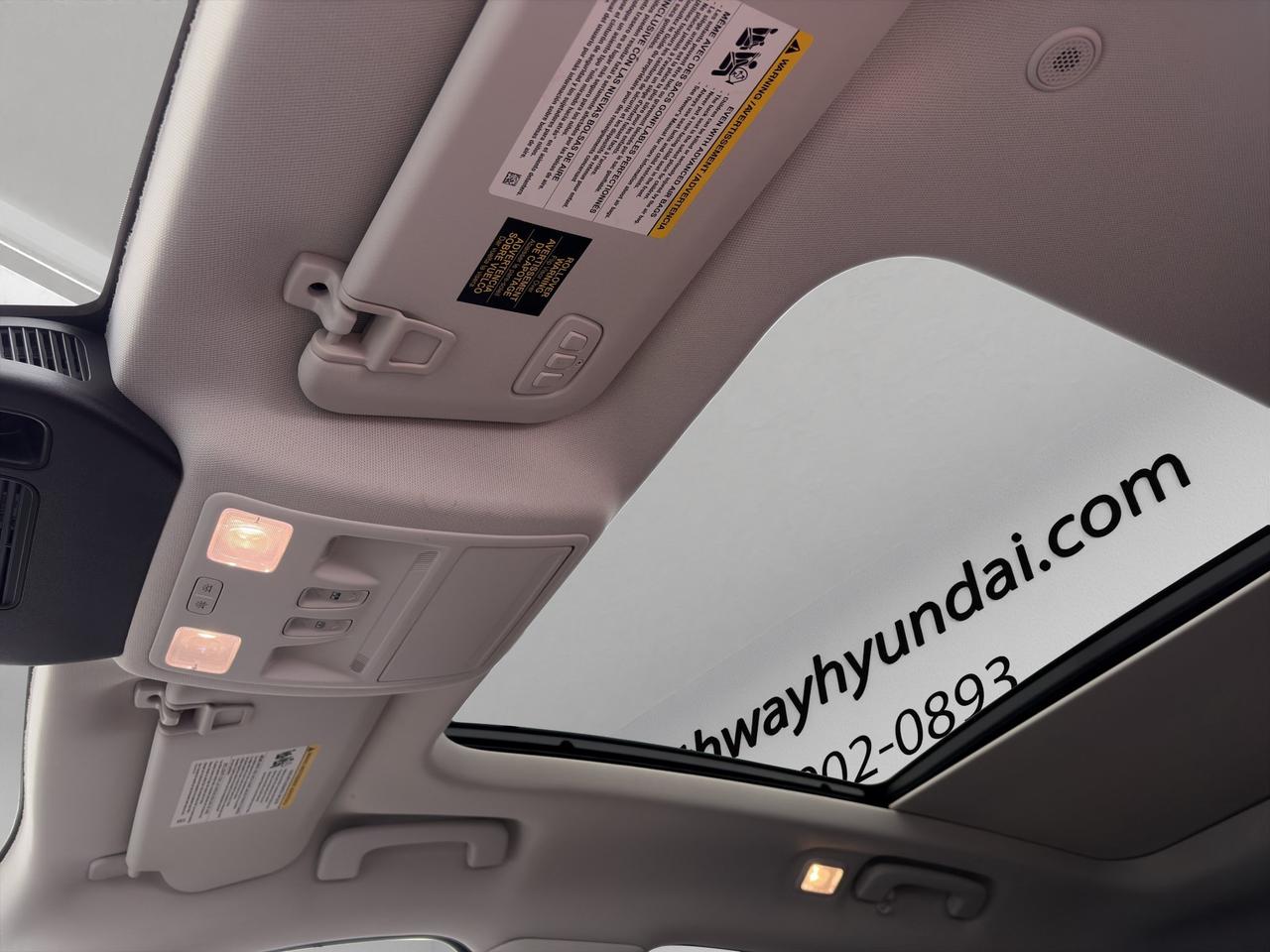 2022 Ford Escape Titanium | Panoramic Sunroof | Heating Steering Wheel | Park Assist | Remote Start | Photo