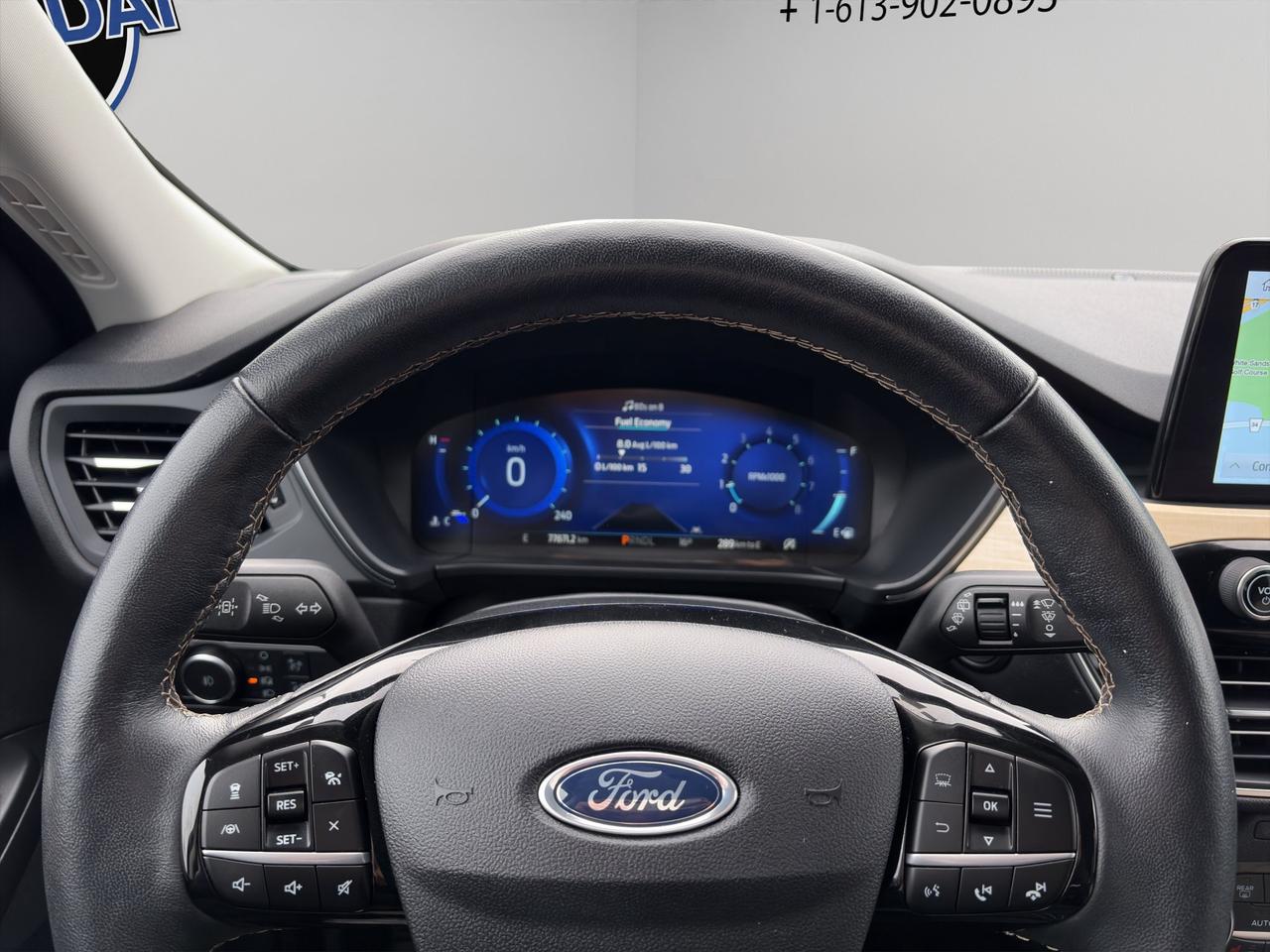 2022 Ford Escape Titanium | Panoramic Sunroof | Heating Steering Wheel | Park Assist | Remote Start | Photo