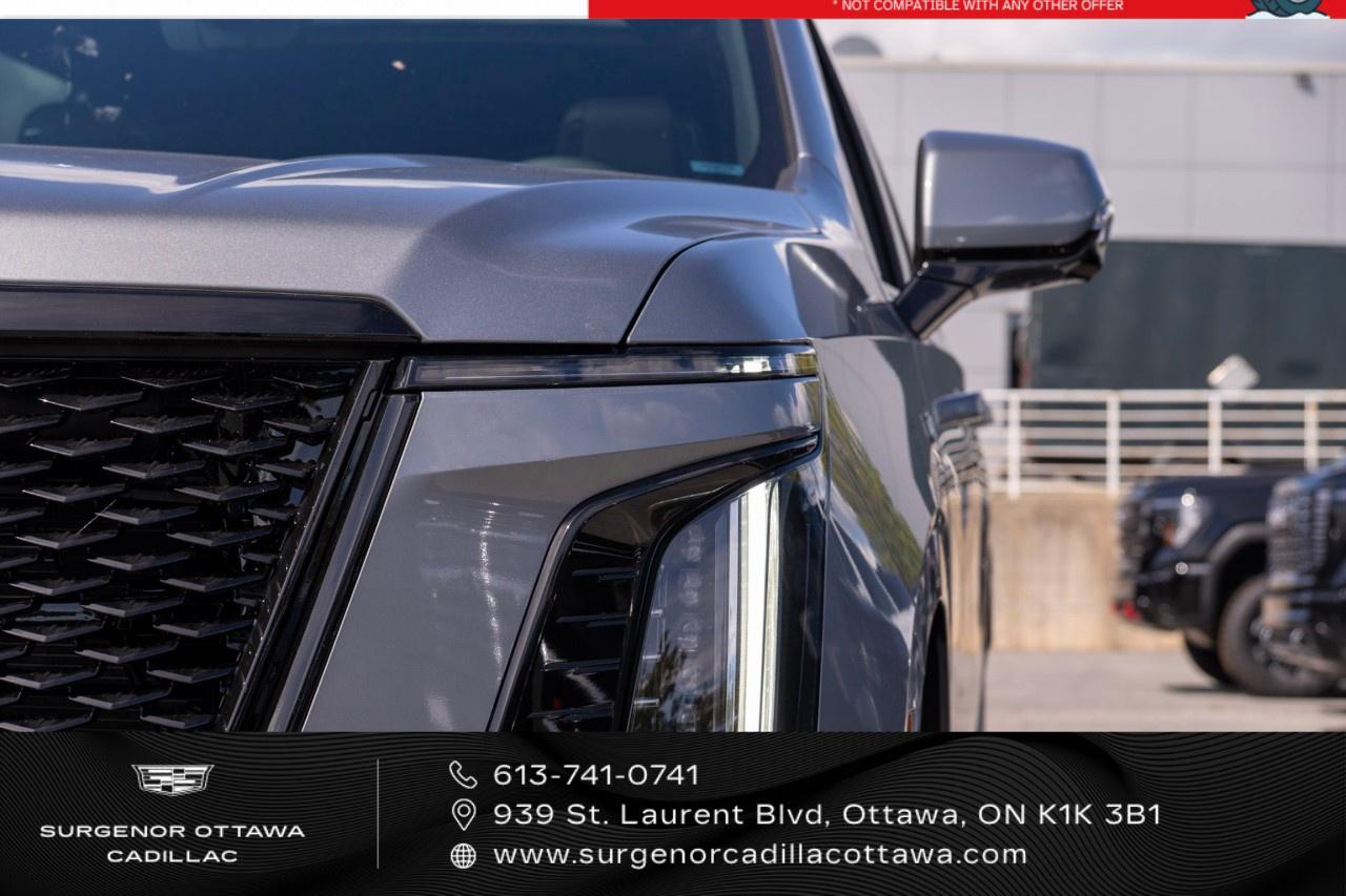 2026 Cadillac Escalade 4WD SPORT Photo2