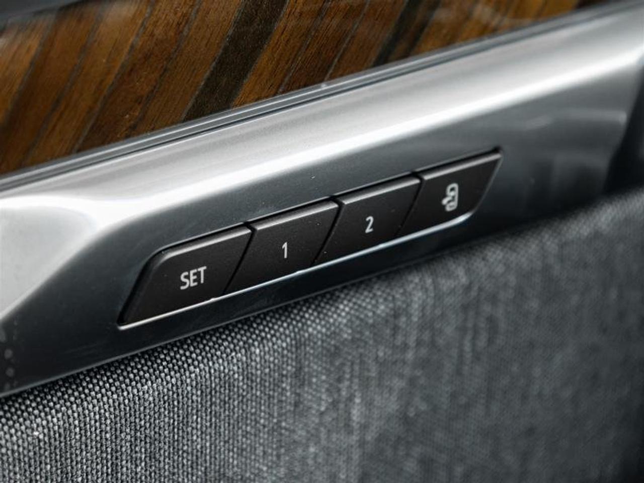 2026 Cadillac Escalade Platinum Sport Photo