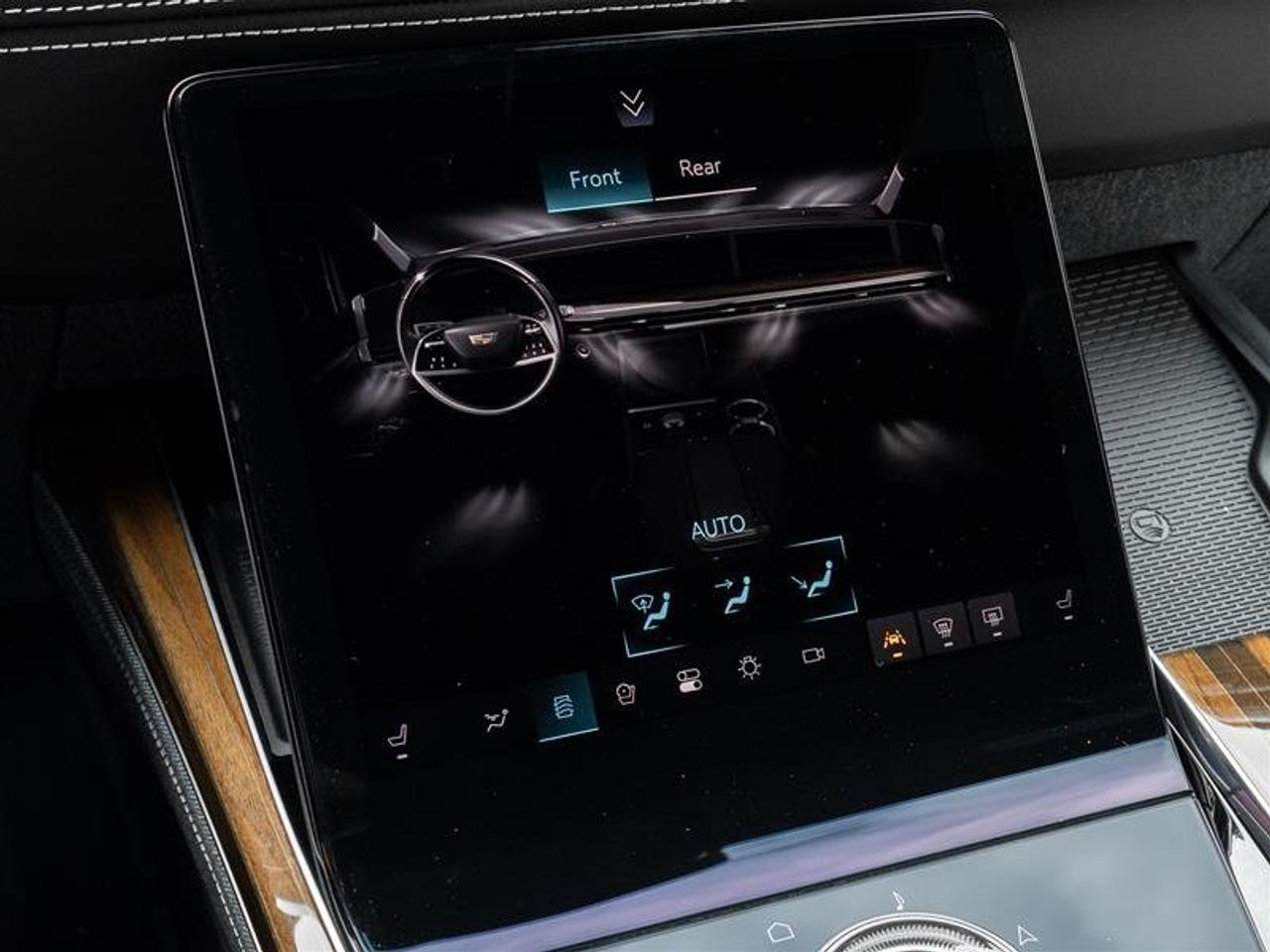 2026 Cadillac Escalade Platinum Sport Photo