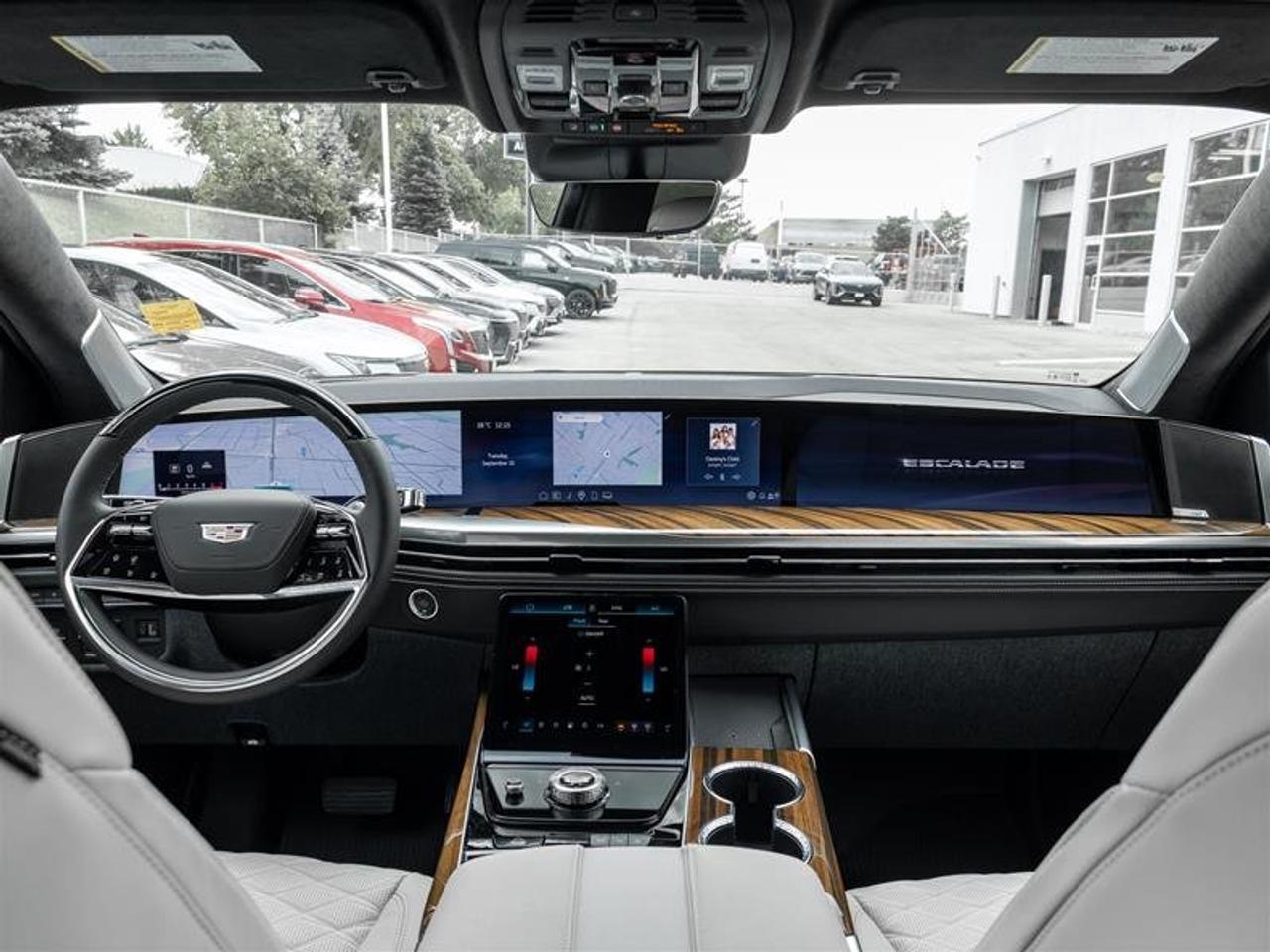 2026 Cadillac Escalade Platinum Sport Photo