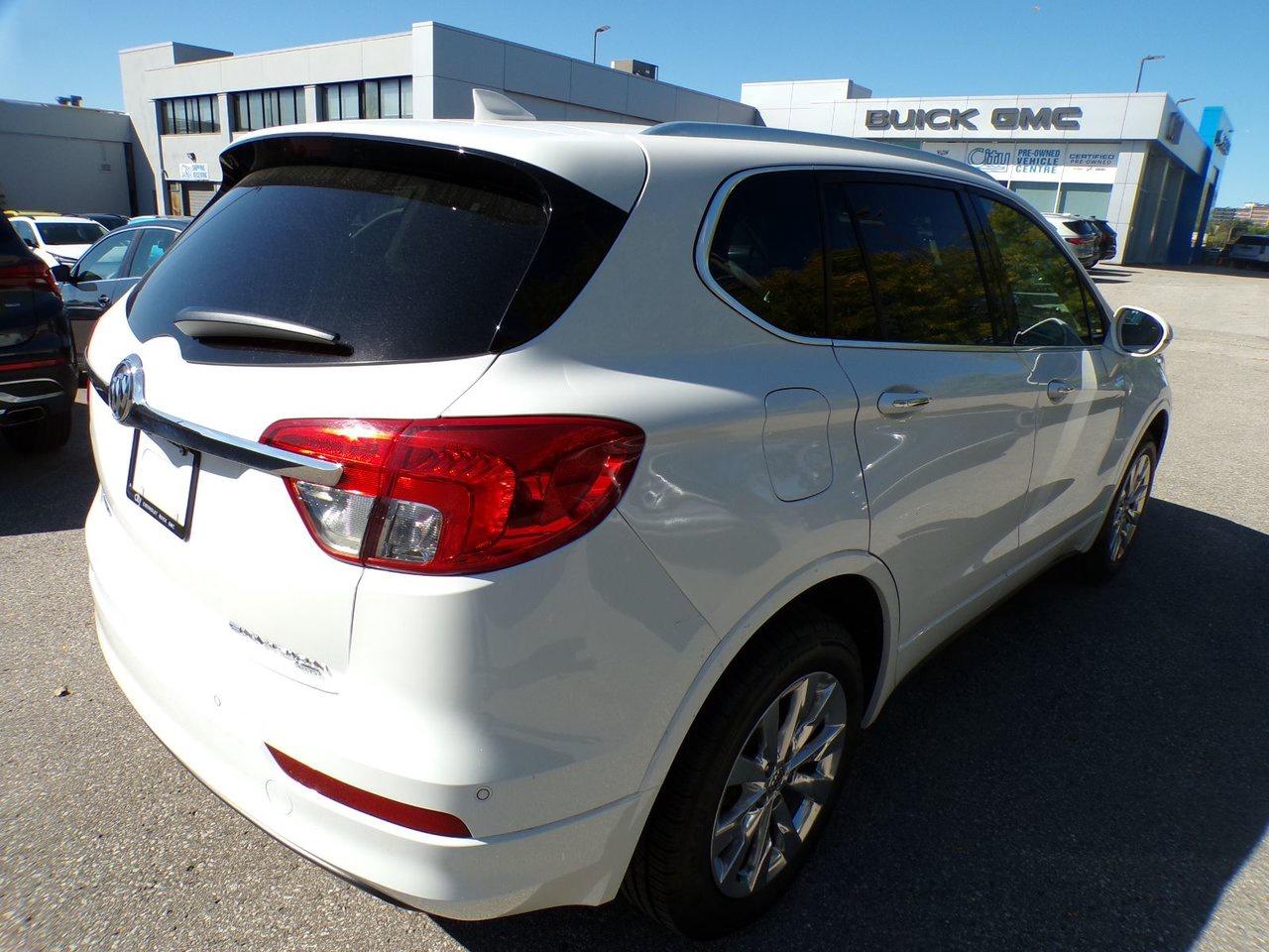 2017 Buick Envision Essence Photo